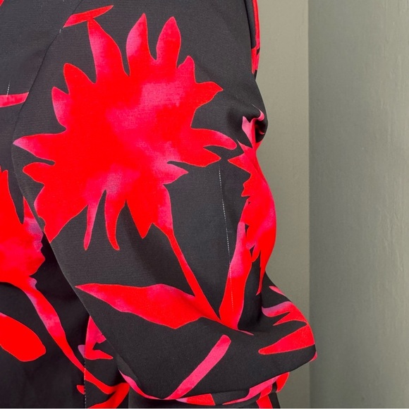 ARTIGLI Bold Floral Print Mini Dress Silky Polyester Made In Italy Size 40 (4) - Picture 16 of 16